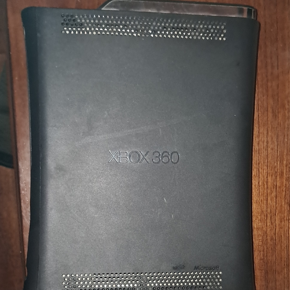 Microsoft Xbox 360 in Matte Black